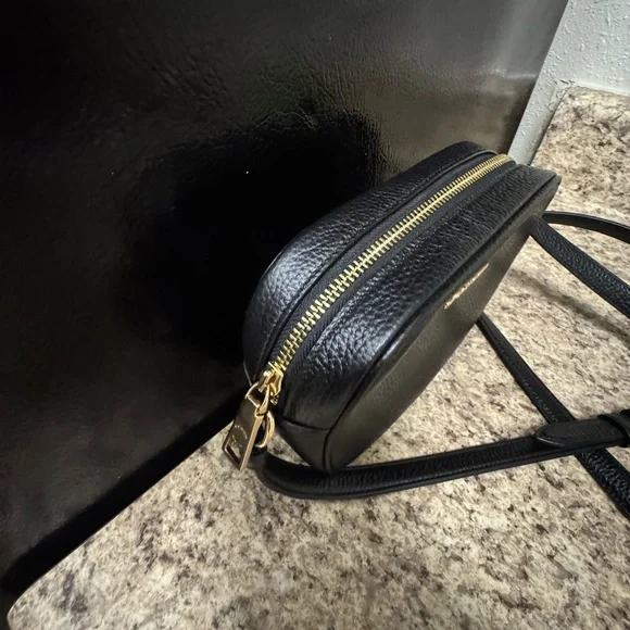 Coach Black Pebbled Leather Shoulder Bag - Picture 11 of 16